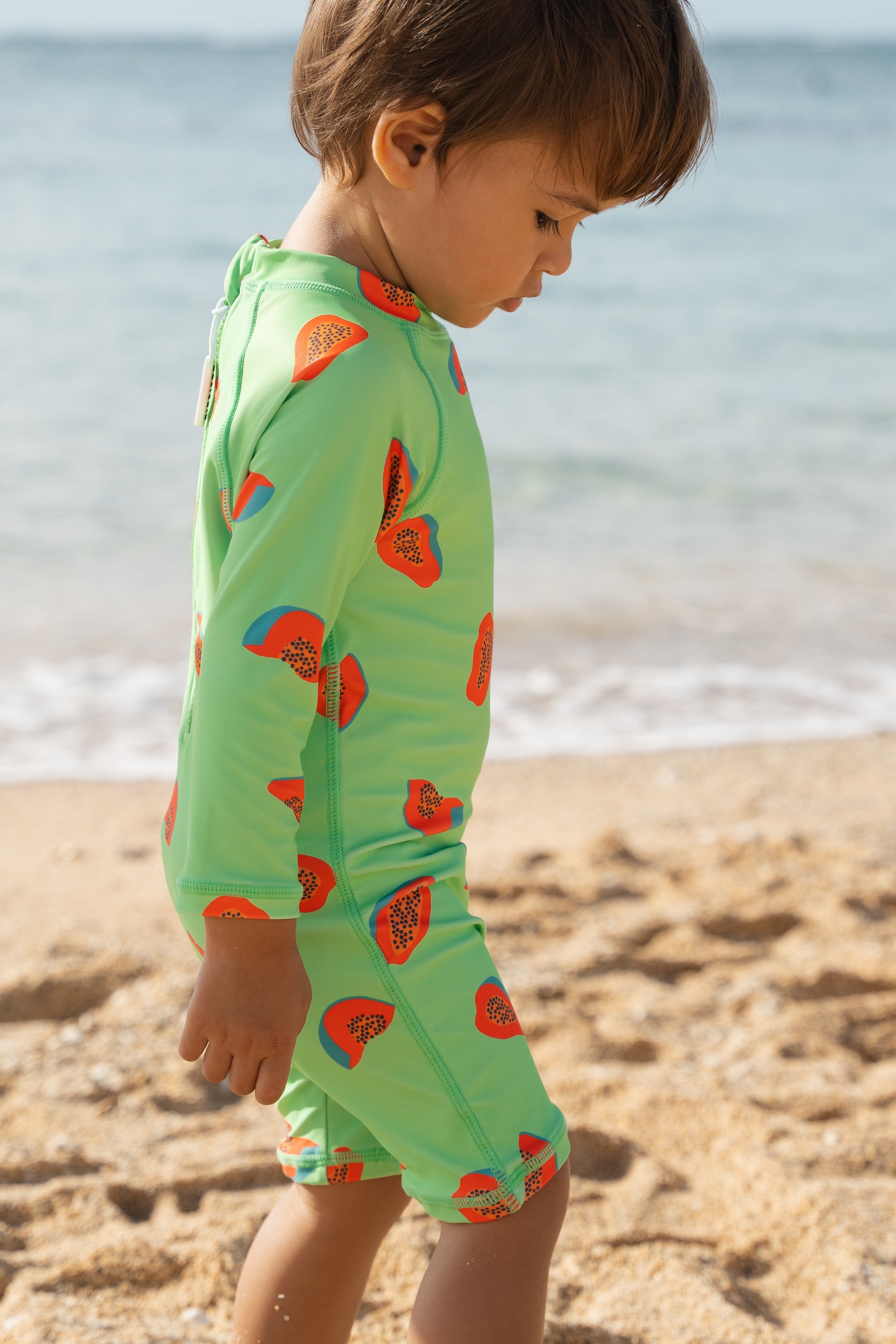 Baby Badeanzug - Papaya – Seitenansicht – von KINDISCH, UV-Schutz